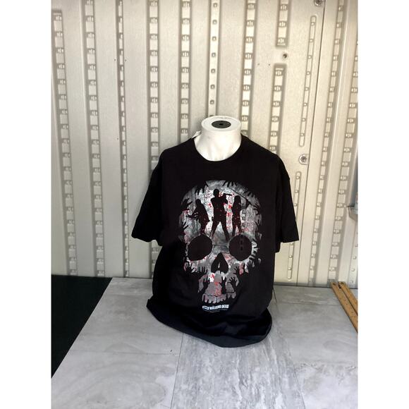 AMC Walking Dead Men’s T-Shirt XL Skull Graphic Blood Splatter 2016 Gothiccore - Picture 1 of 7